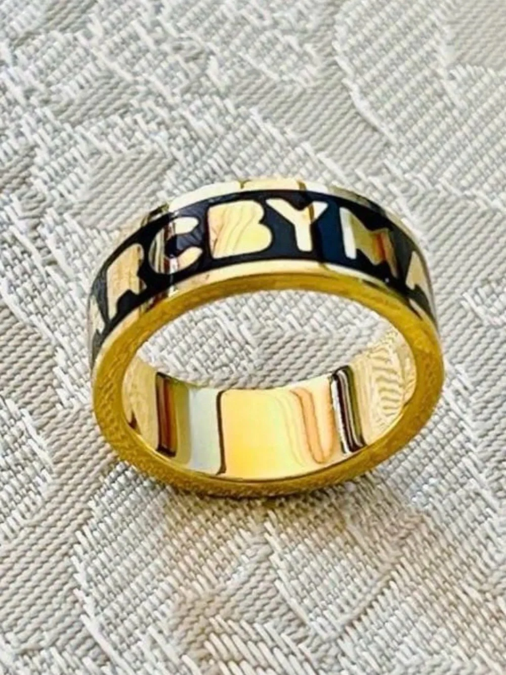 Marc by Marc Jacobs Gold and Black Logo Band Ring NWT Retail:$58 Size 6